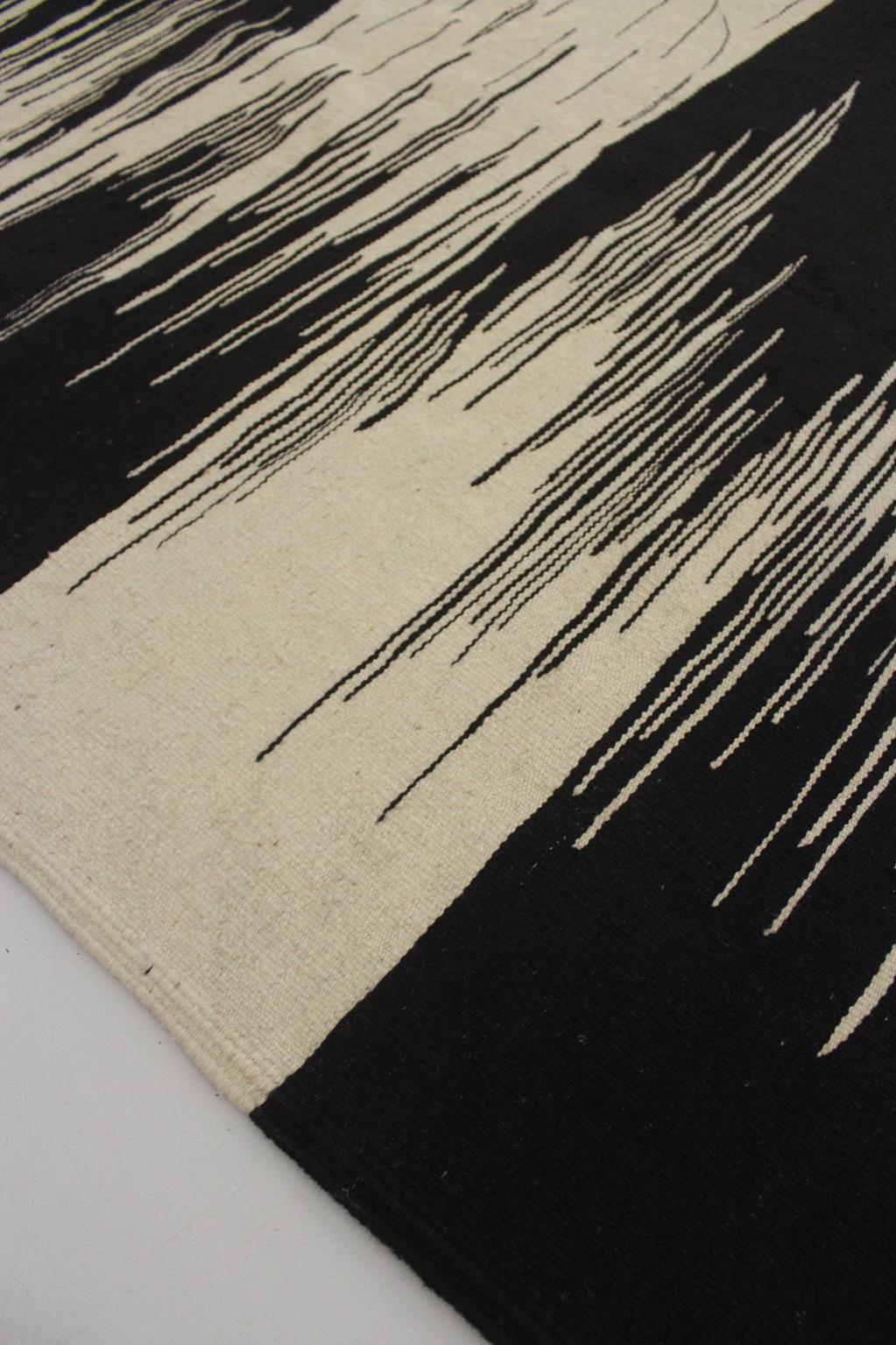 New area moroccan rug - cream, black - Kilim Akhnif - 6.1x9.4feet / 186x287cm