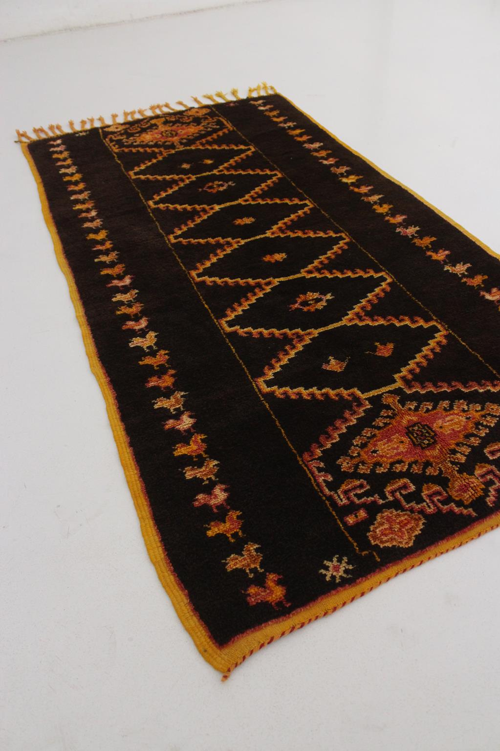 Vintage small moroccan rug - brown, yellow, red - Taznakht - 3.3x6.4feet / 100x195cm
