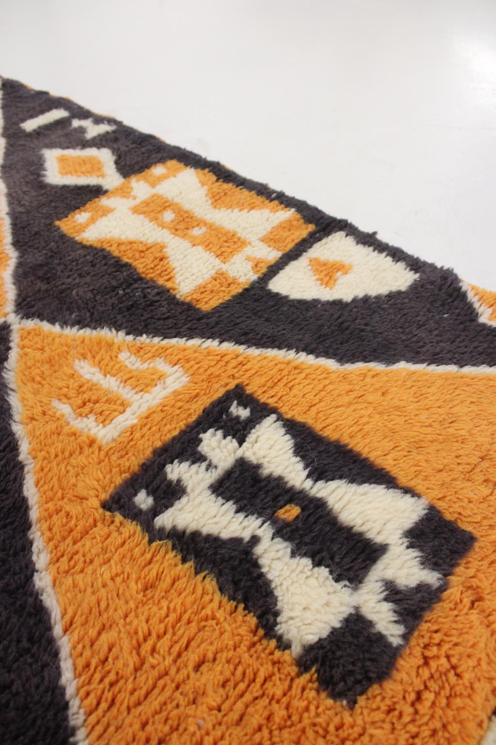 Contemporary moroccan runner rug - black, orange - Mrirt - 2.4x9.9feet / 74x303cm