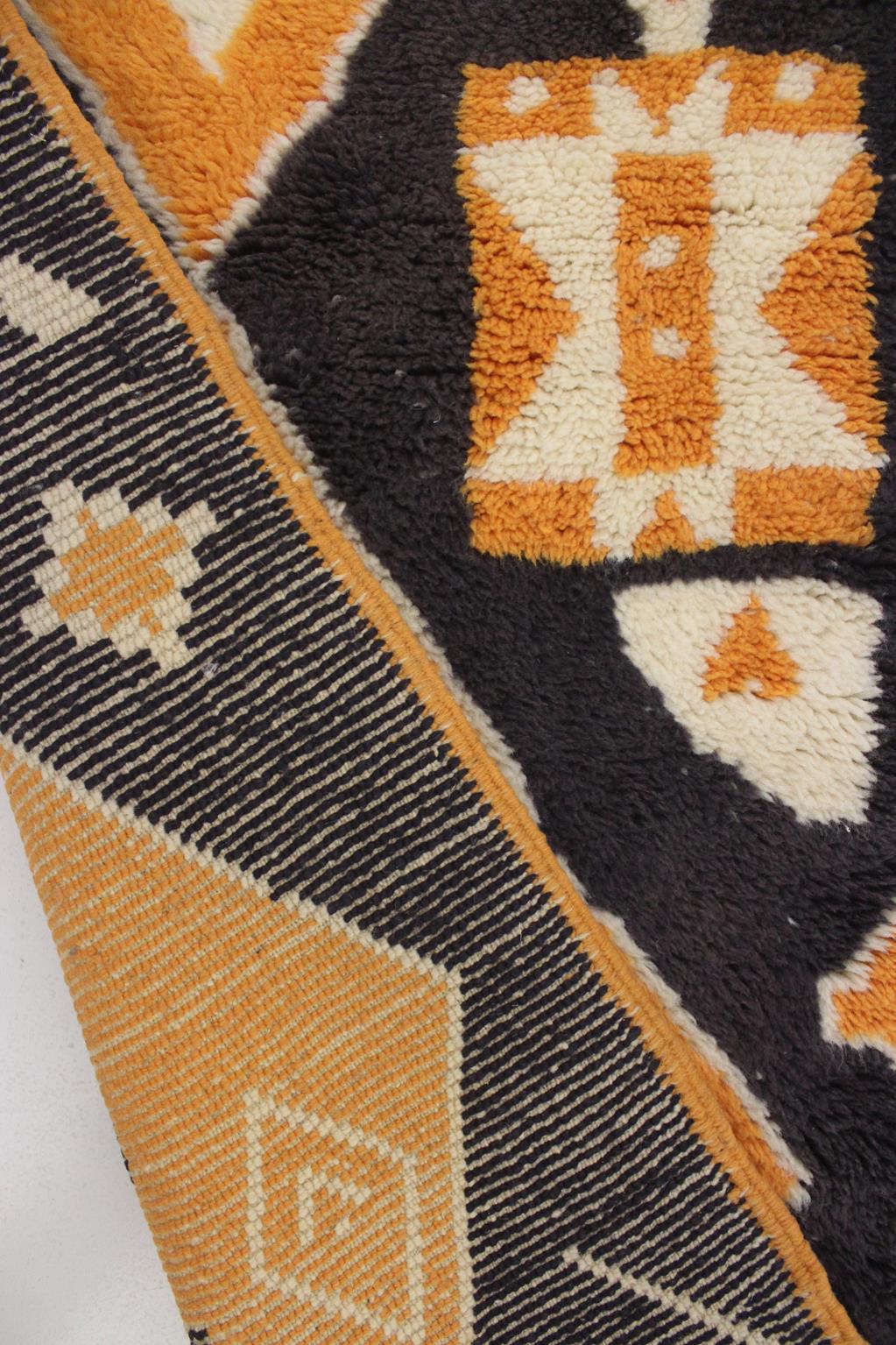 Contemporary moroccan runner rug - black, orange - Mrirt - 2.4x9.9feet / 74x303cm