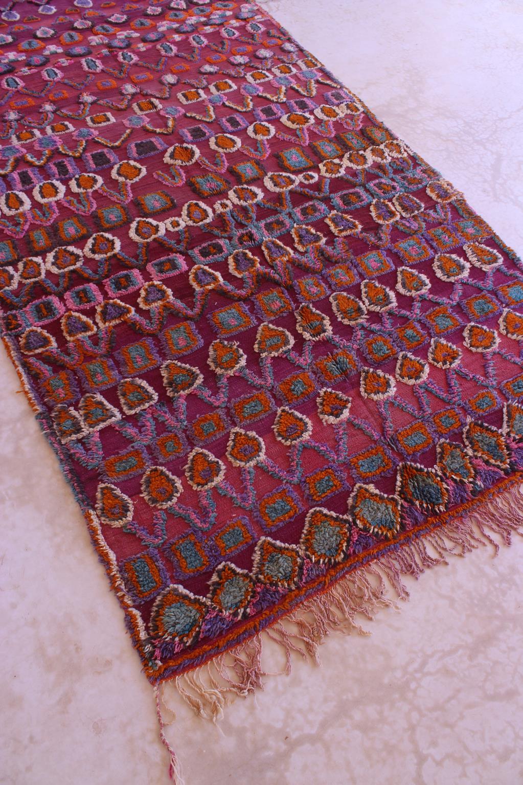Vintage area moroccan rug - purple - Talsint - 6.2x15feet / 189x457cm