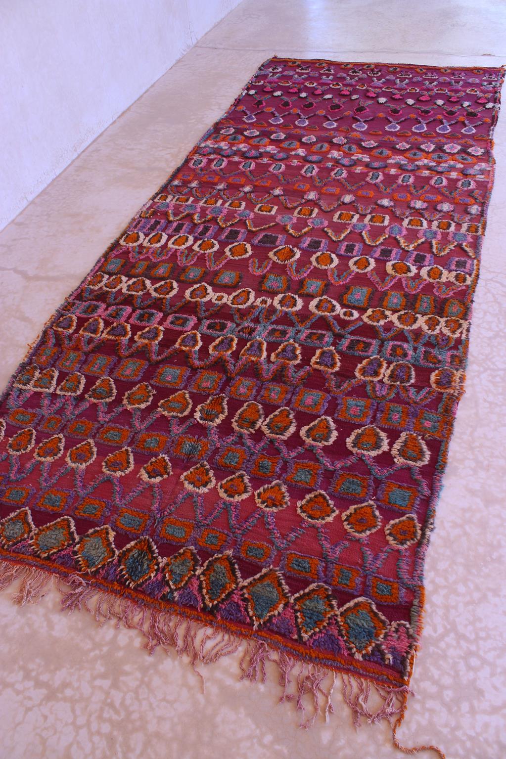 Vintage area moroccan rug - purple - Talsint - 6.2x15feet / 189x457cm