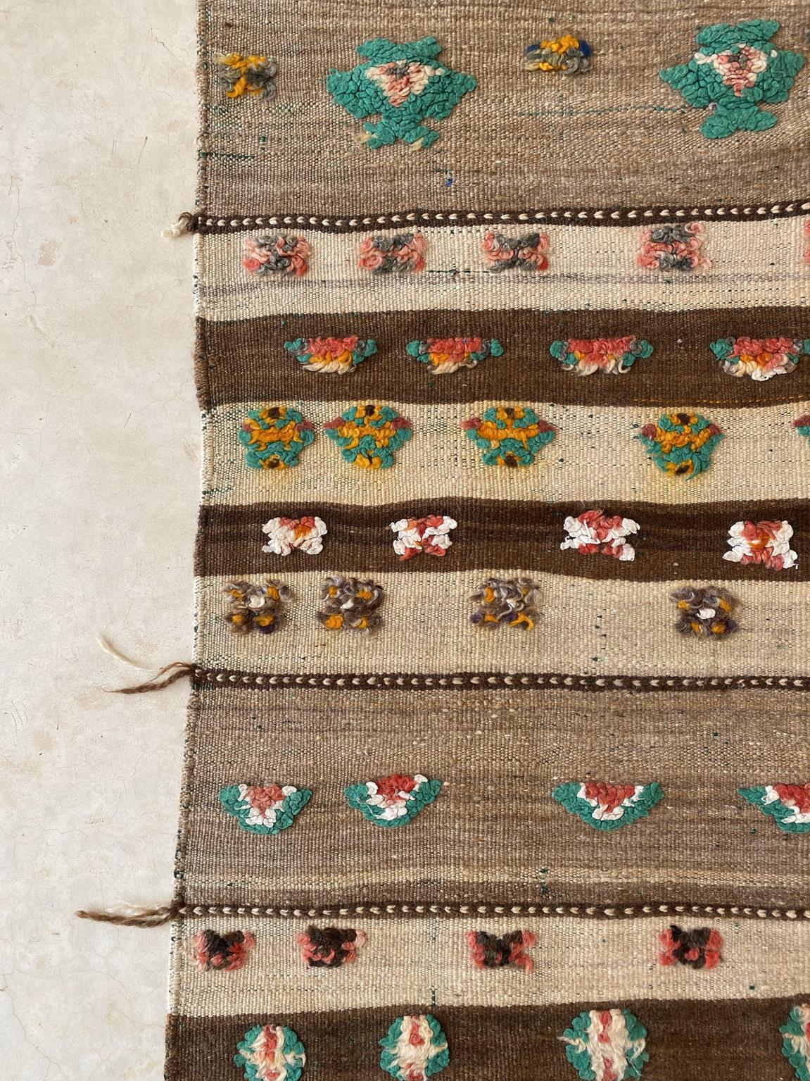 Vintage moroccan rug - Kilim - 4.3x12feet / 132x367cm
