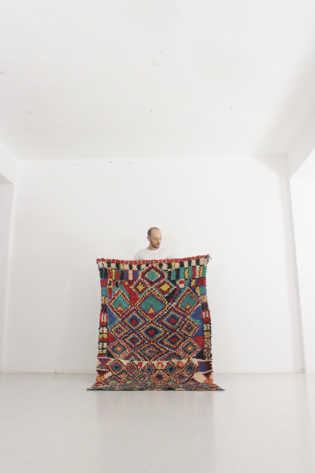 Vintage moroccan rug - red, blue, green - Azilal - 4.1x6.5feet / 125x200cm