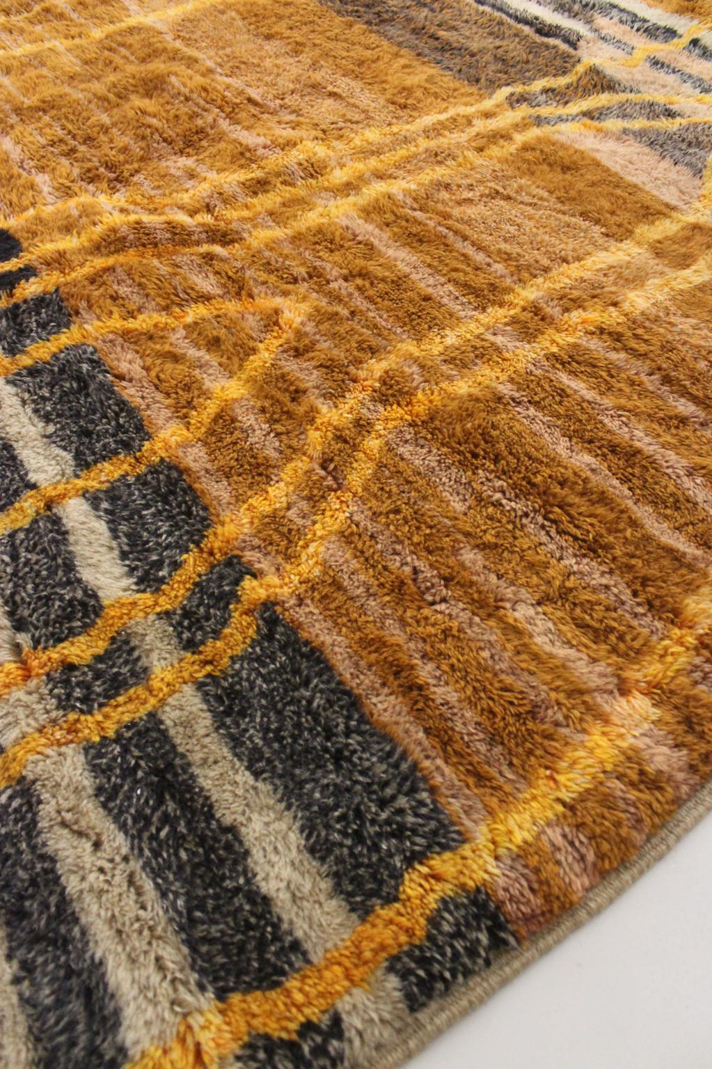 Mrirt Savane / Custom size and colors