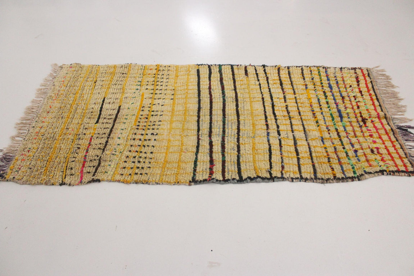 Vintage moroccan runner rug - yellow, beige, black - Azilal - 3.3x7feet / 100x214cm