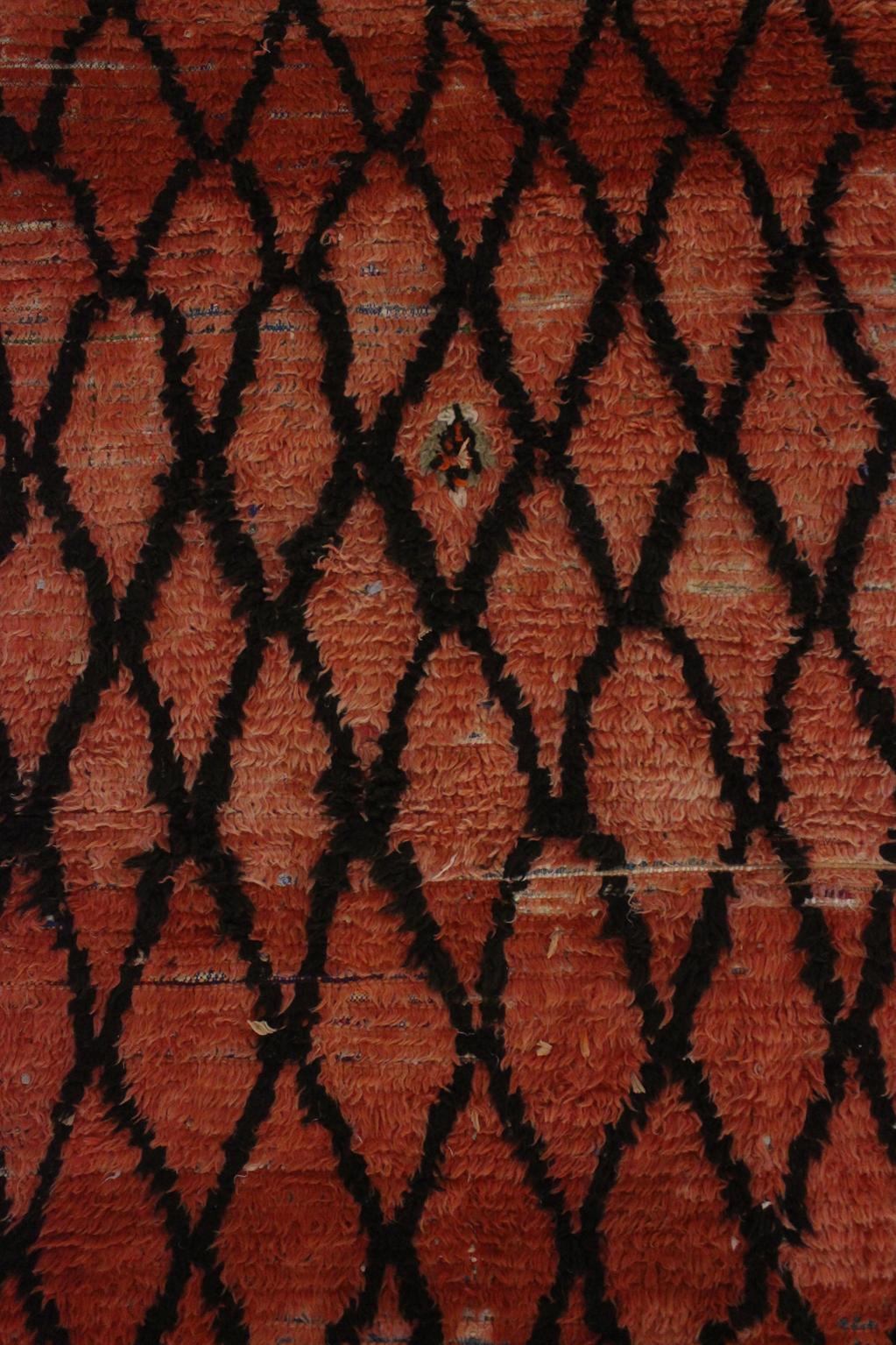 Vintage moroccan rug - red, black, pink - Wool boucherouite - 5.5x7.2feet / 169x220cm