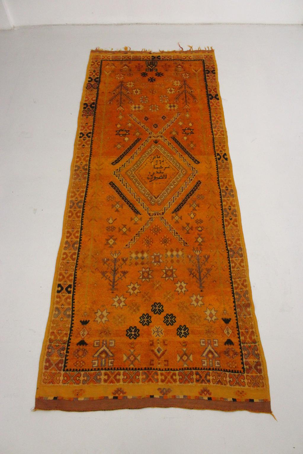 Vintage traditional moroccan rug - yellow, orange - Taznakht - 4.9x12.6feet / 150x385cm