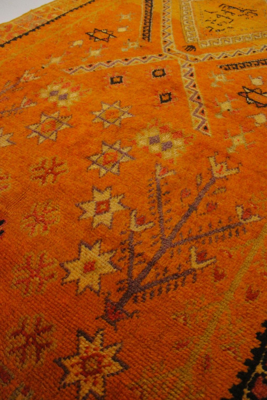 Vintage traditional moroccan rug - yellow, orange - Taznakht - 4.9x12.6feet / 150x385cm