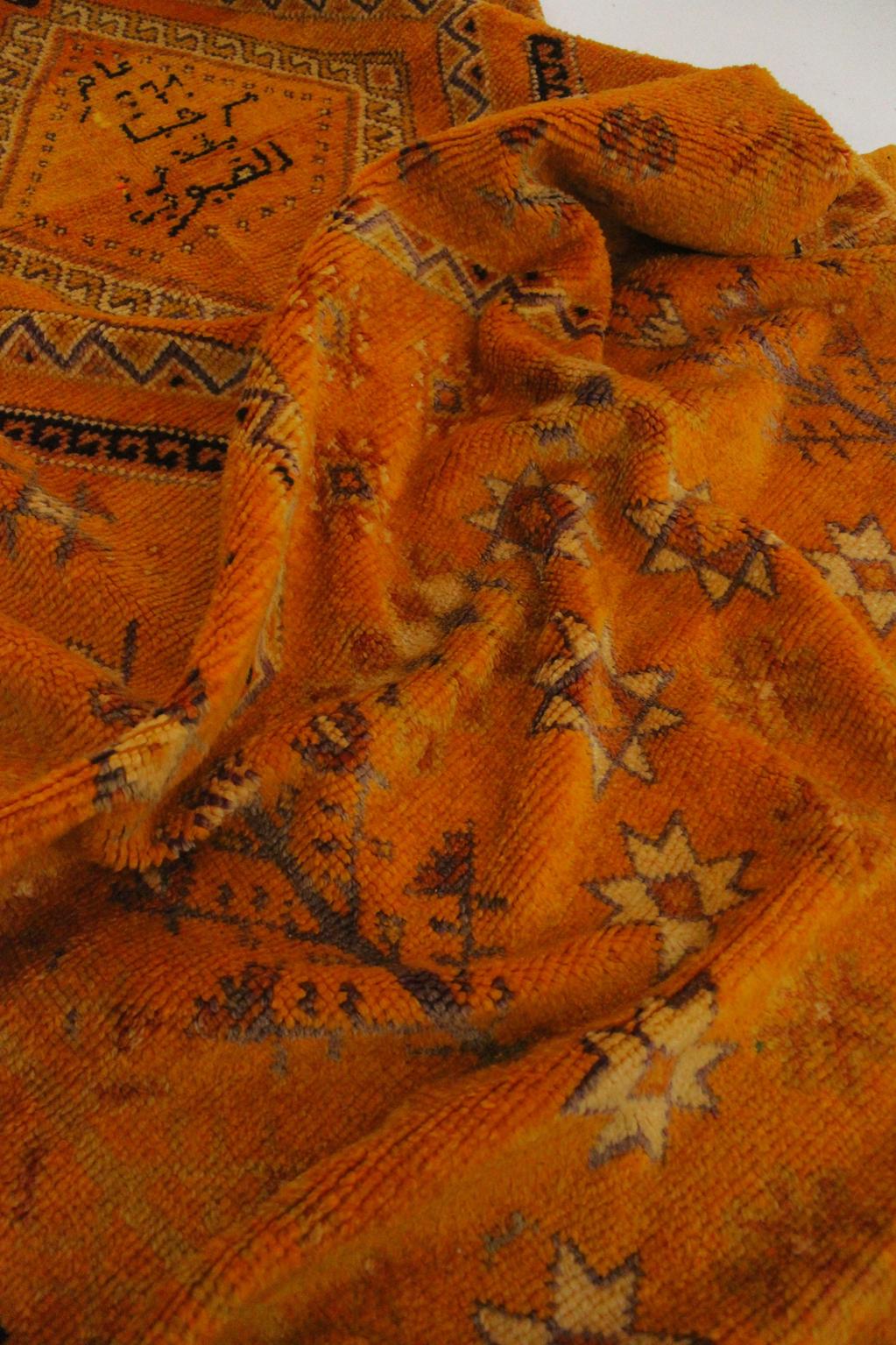 Vintage traditional moroccan rug - yellow, orange - Taznakht - 4.9x12.6feet / 150x385cm