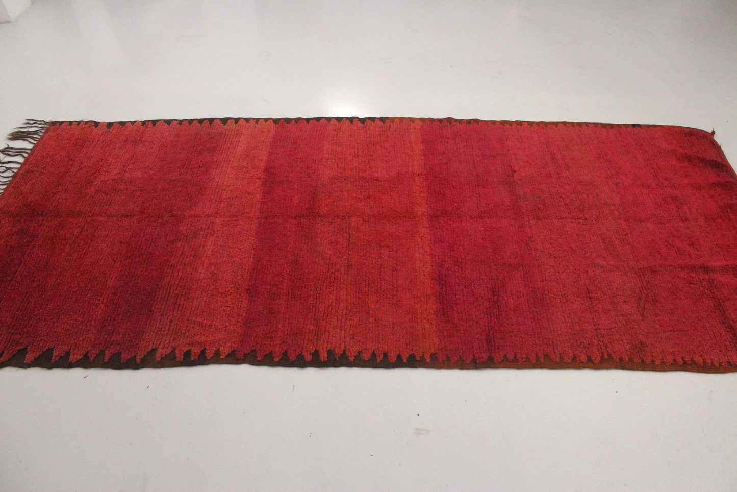 Vintage area moroccan rug - raspberry red - Rehamna - 5.2x12feet / 160x365cm