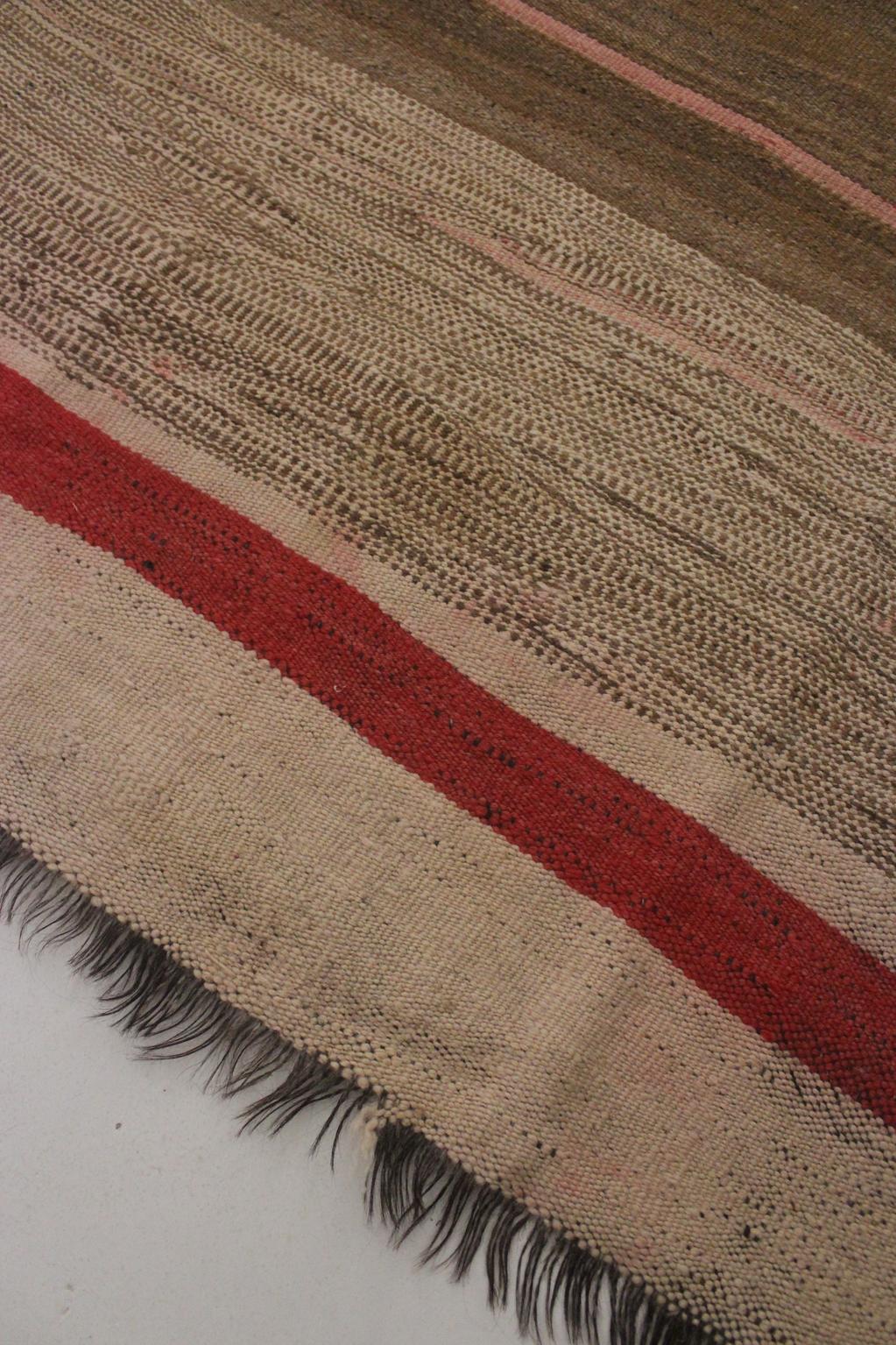 Vintage moroccan rug - beige, brown, pink, red - Kilim Zanafi - 170x255cm / 5.5x8.3feet