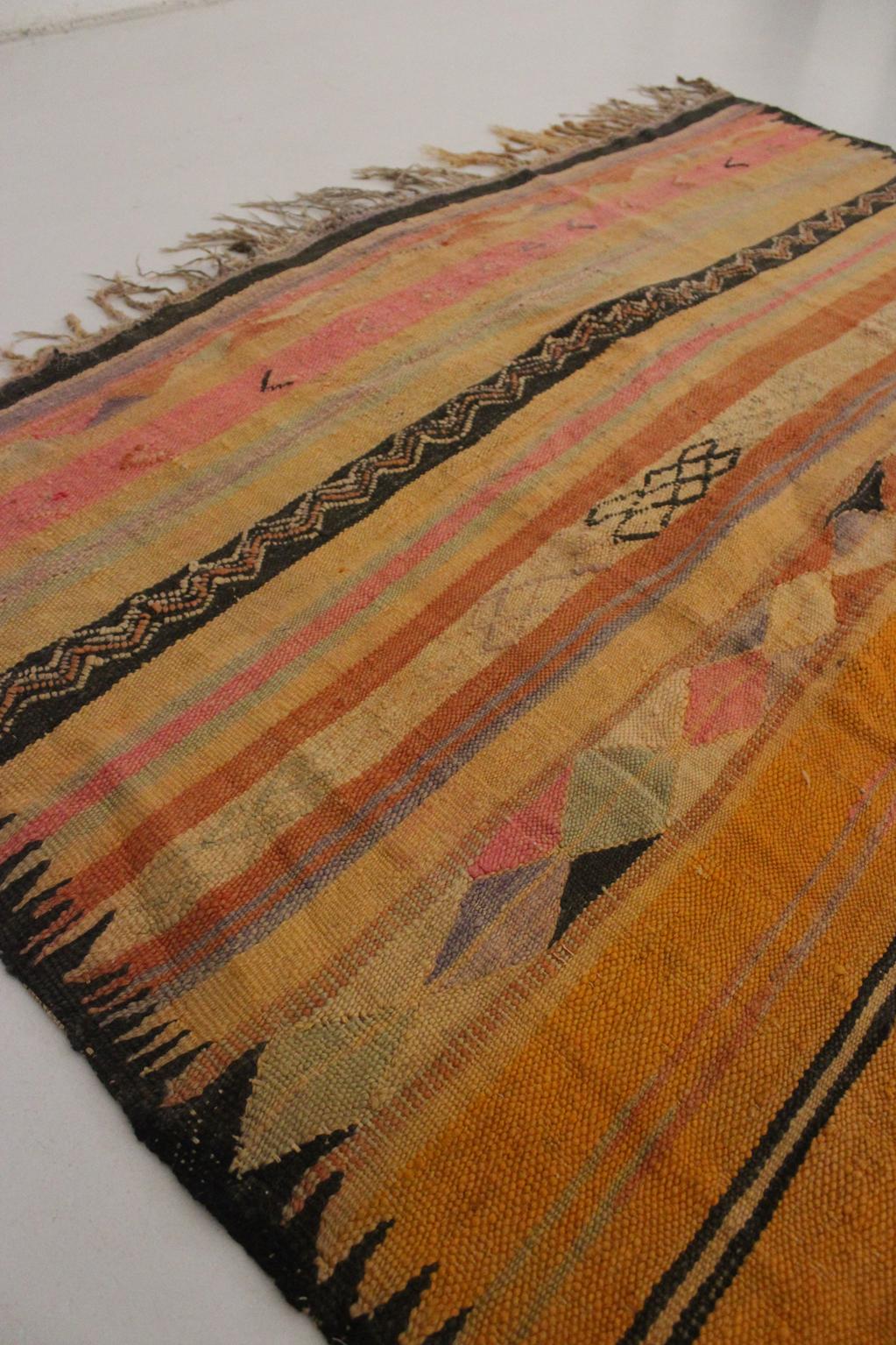 Vintage moroccan blanket/kilim - Orange, yellow, black, pink - Hanbel - 175x310cm / 5.7x10.2feet