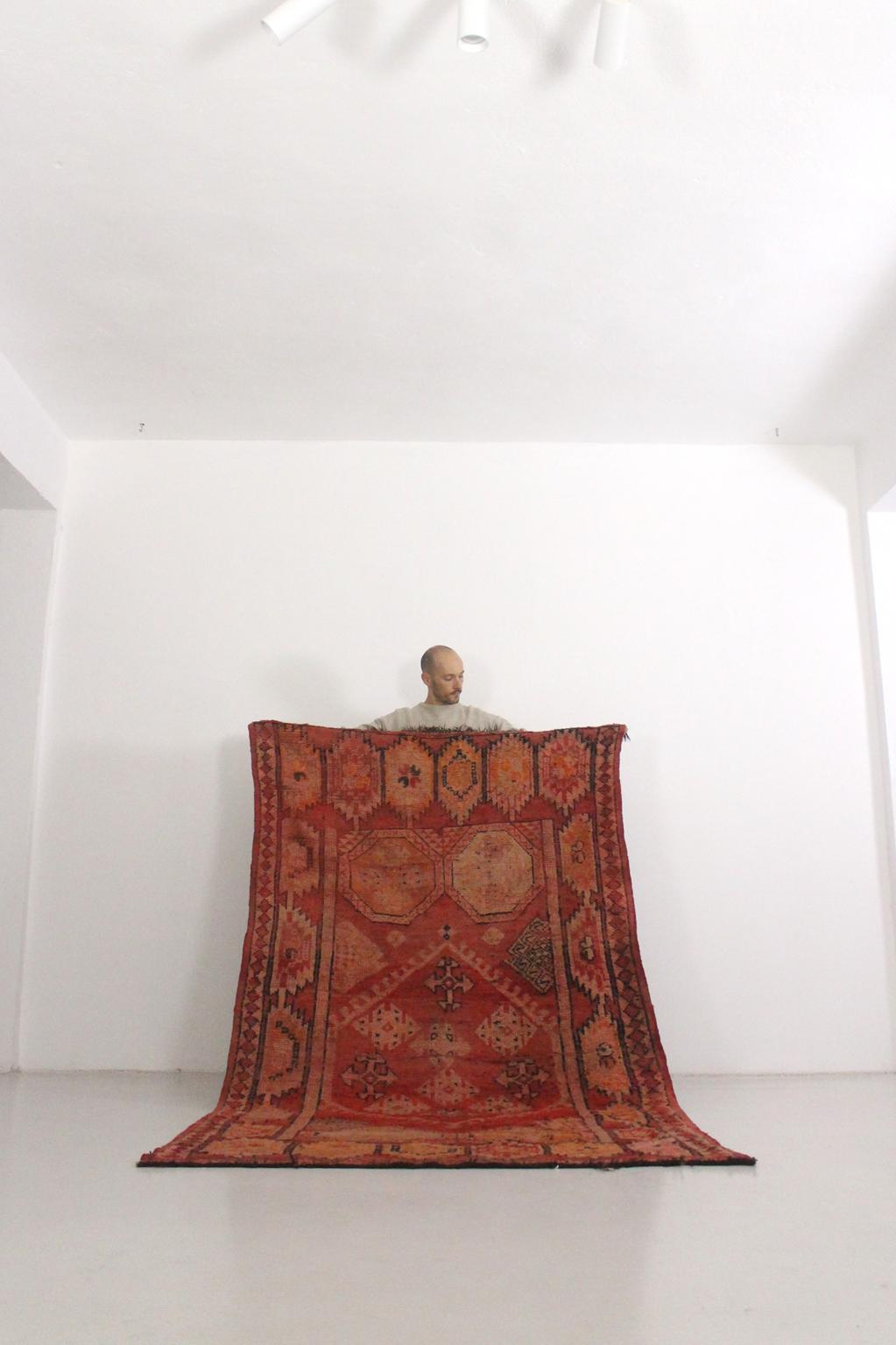 Vintage area moroccan rug - red - Mediouna - 5x9.5feet / 155x290cm