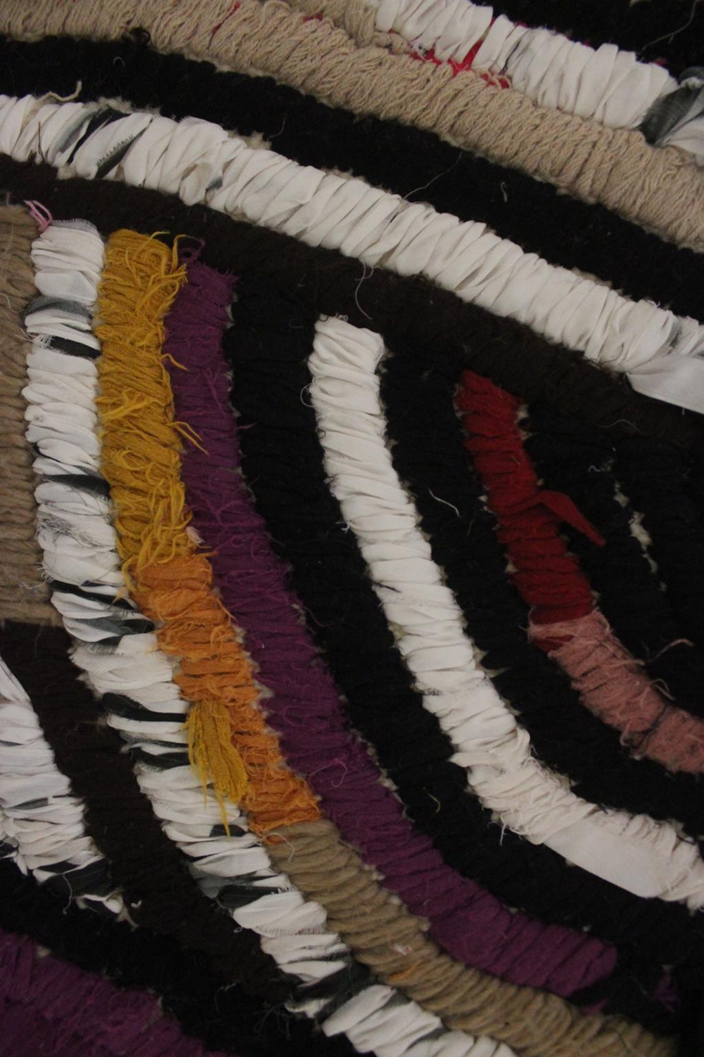 Vintage moroccan rug - black, white, purple - Boucherouite - 70x85cm / 2.3x2.8feet