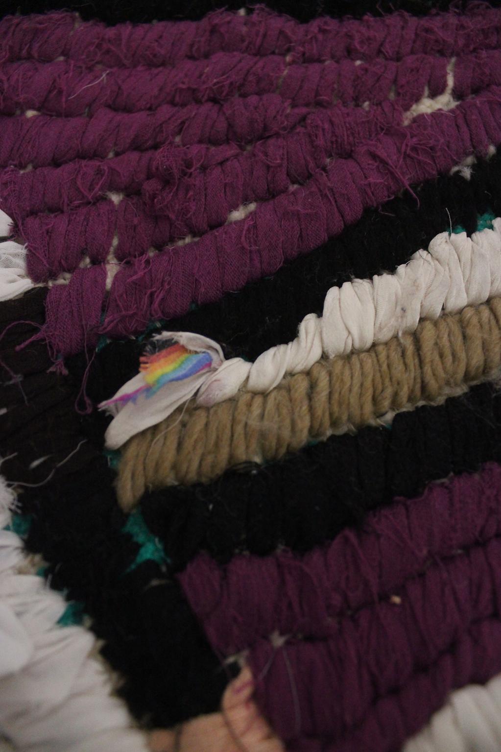 Vintage moroccan rug - black, white, purple - Boucherouite - 70x85cm / 2.3x2.8feet