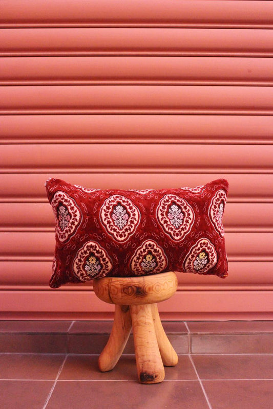 Vintage Mobra pillow (red) - 3 pieces available