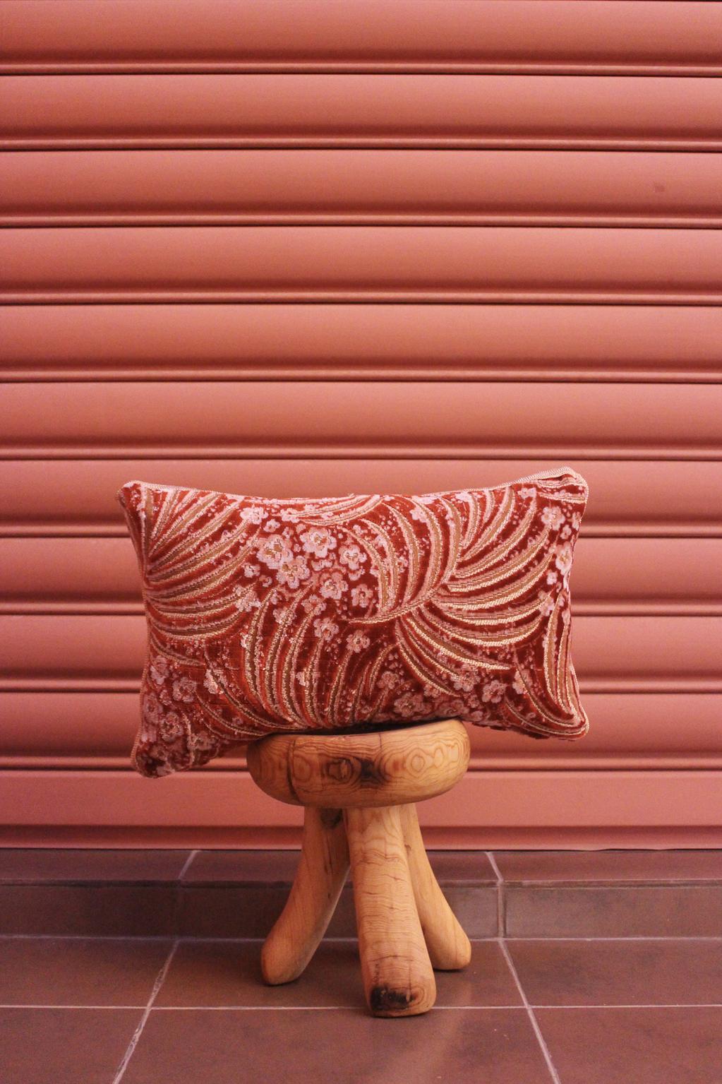 Vintage Mobra pillow (blood orange)