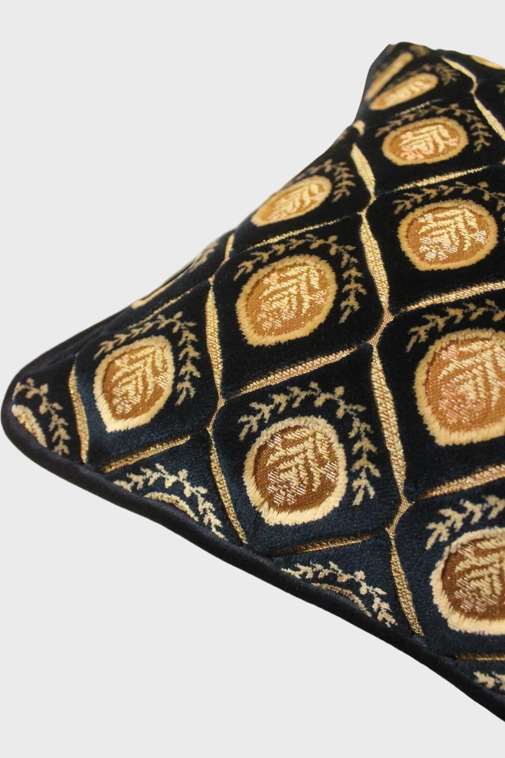 Vintage Mobra pillow (night blue) - 3 pieces available