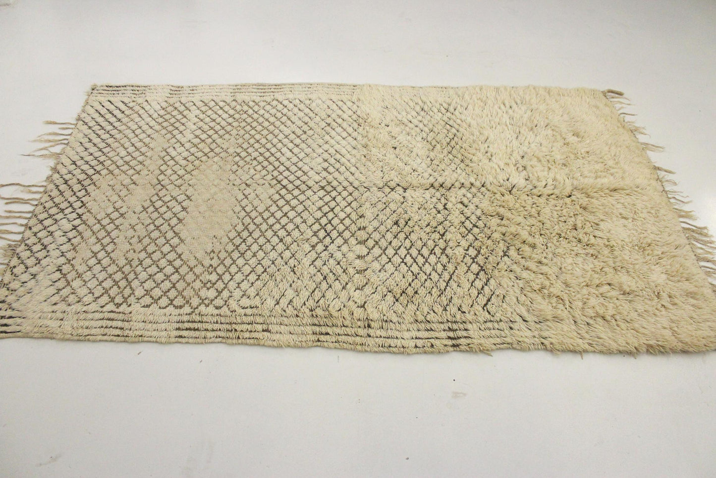 Vintage area moroccan rug - cream, brown - Beni Ourain - 6.1x10.4feet / 188x317cm