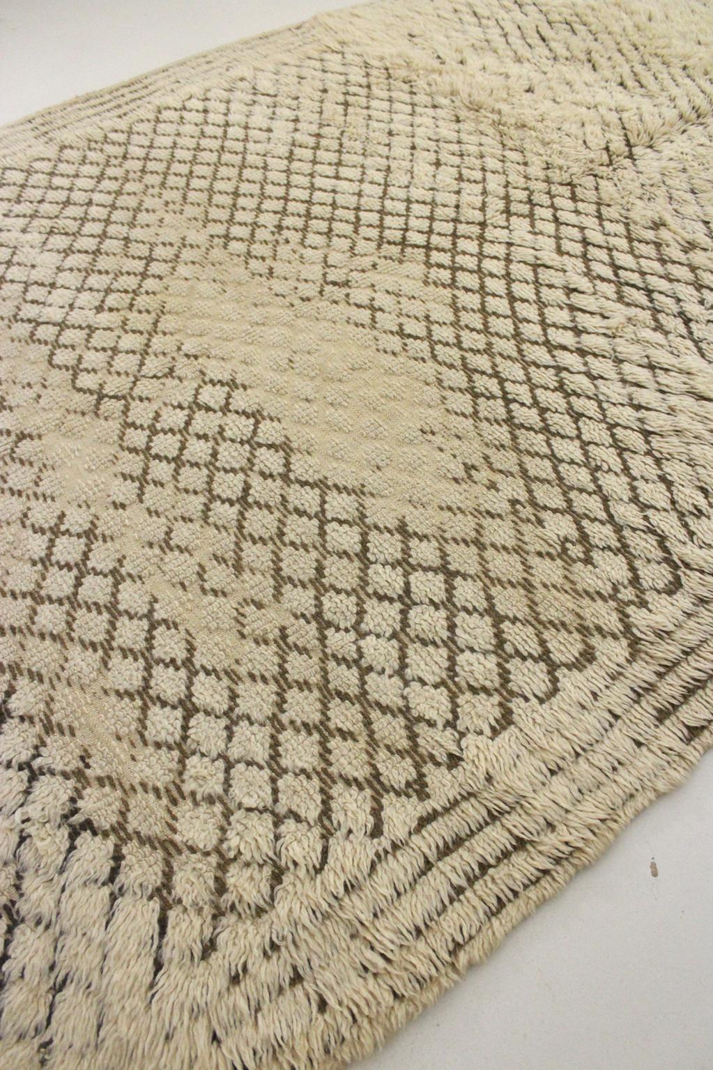 Vintage area moroccan rug - cream, brown - Beni Ourain - 6.1x10.4feet / 188x317cm