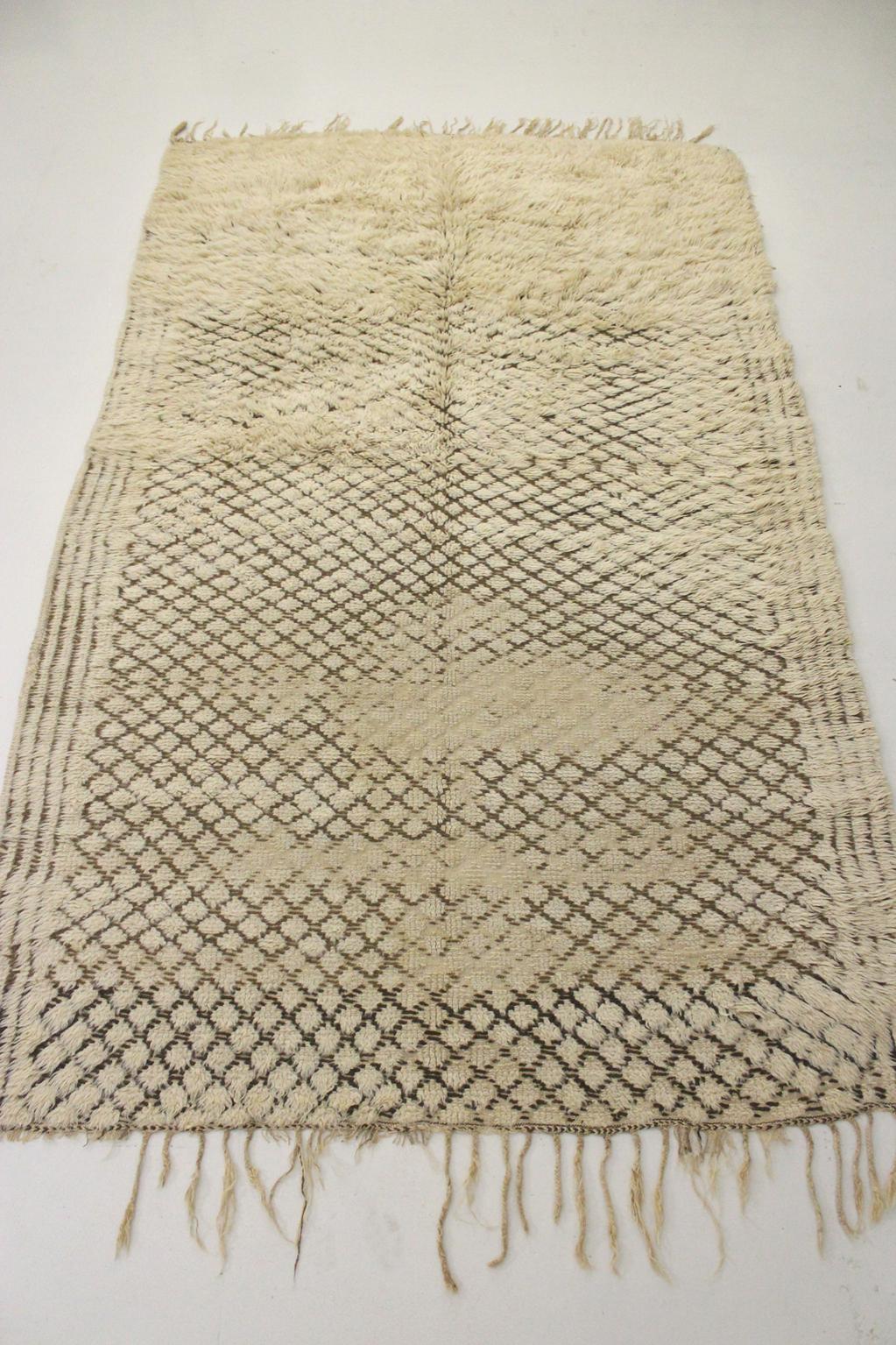 Vintage area moroccan rug - cream, brown - Beni Ourain - 6.1x10.4feet / 188x317cm