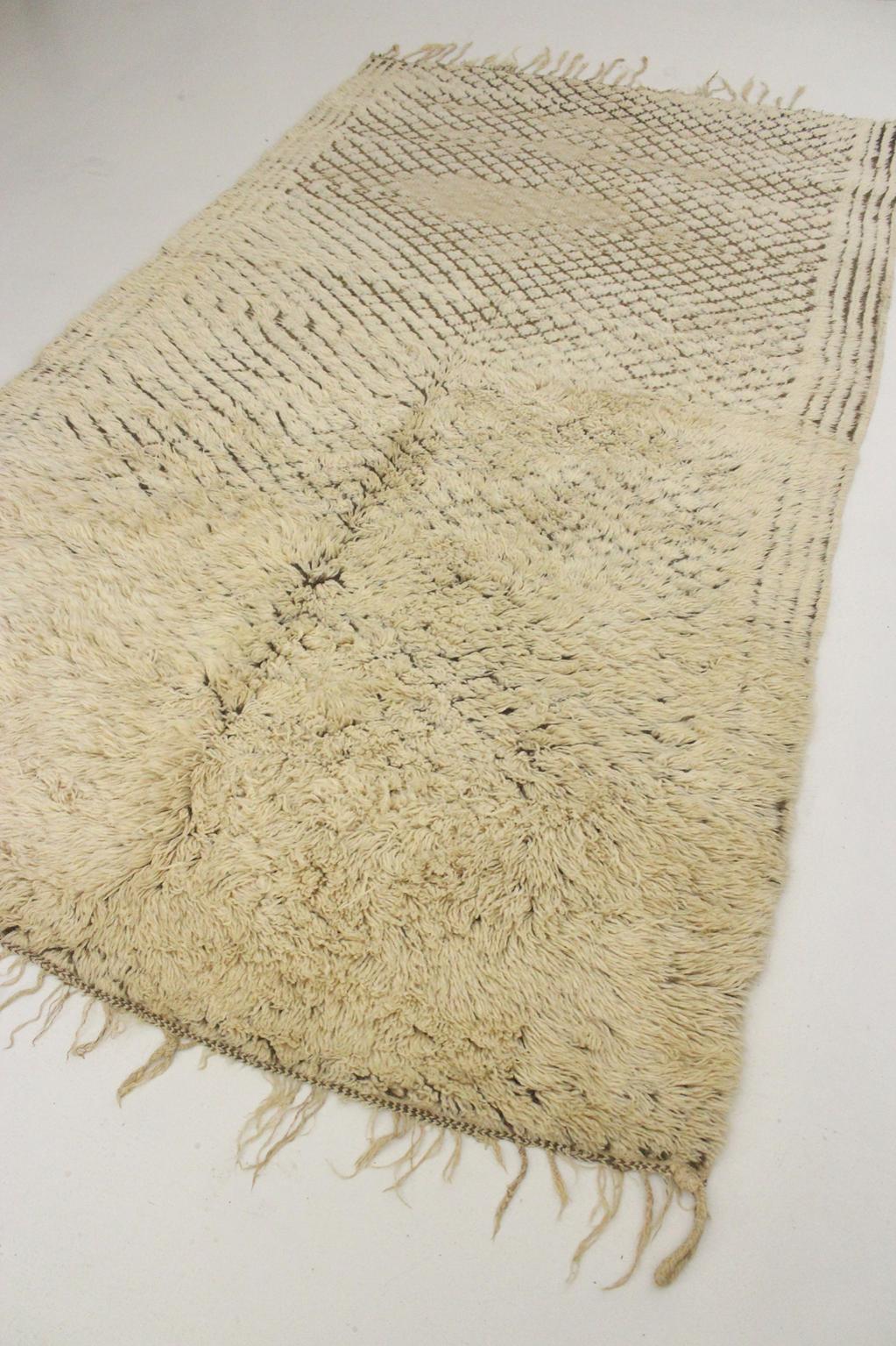 Vintage area moroccan rug - cream, brown - Beni Ourain - 6.1x10.4feet / 188x317cm