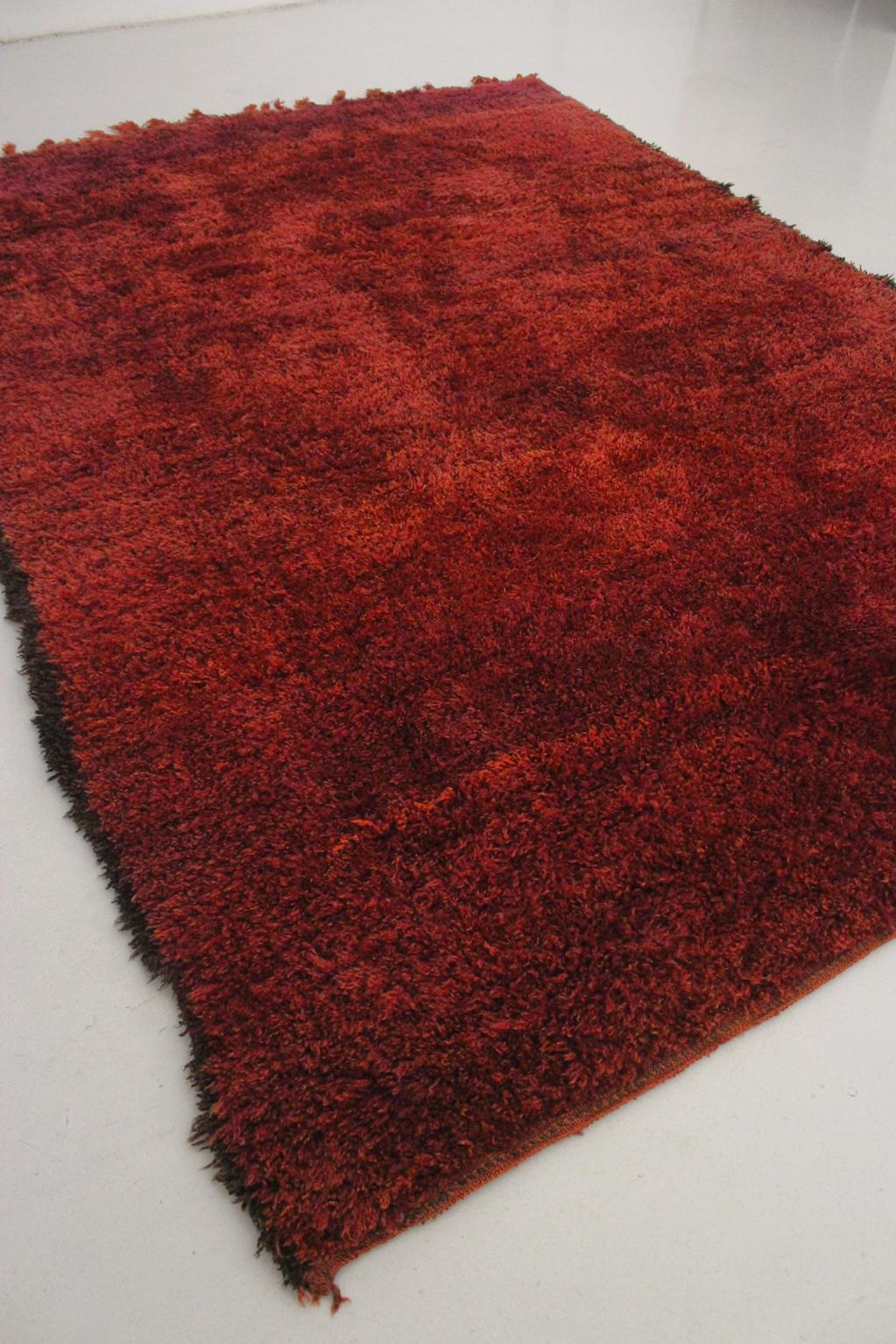 Vintage area moroccan rug - pomegranate red - Beni Mguild - 7x10feet / 213x306cm