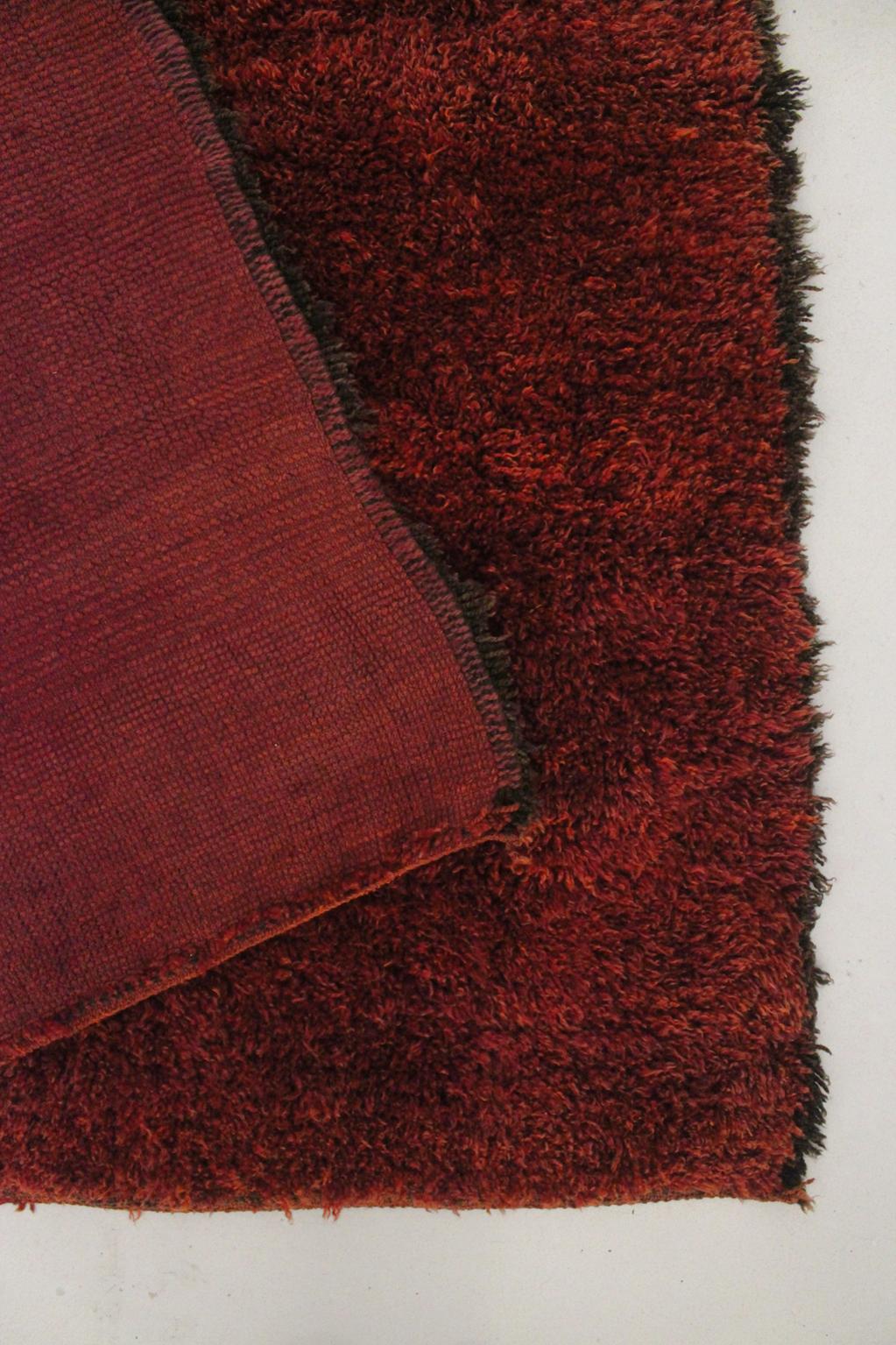 Vintage area moroccan rug - pomegranate red - Beni Mguild - 7x10feet / 213x306cm