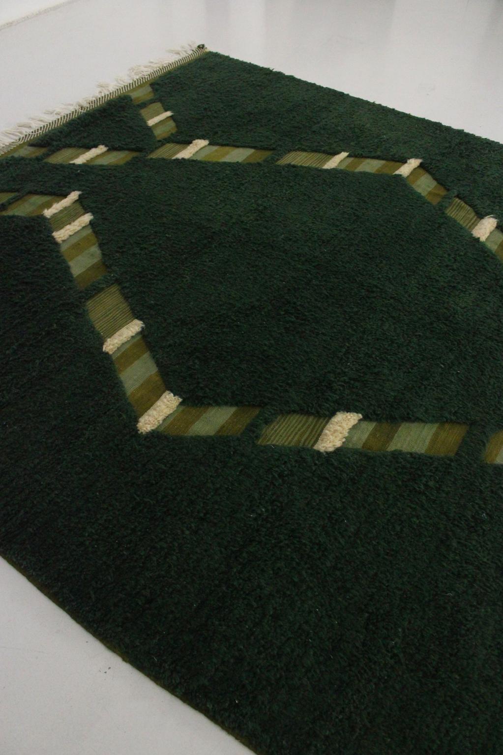 Contemporary area moroccan rug - dark green - Taznakht - 7.2x10.8feet / 220x330cm