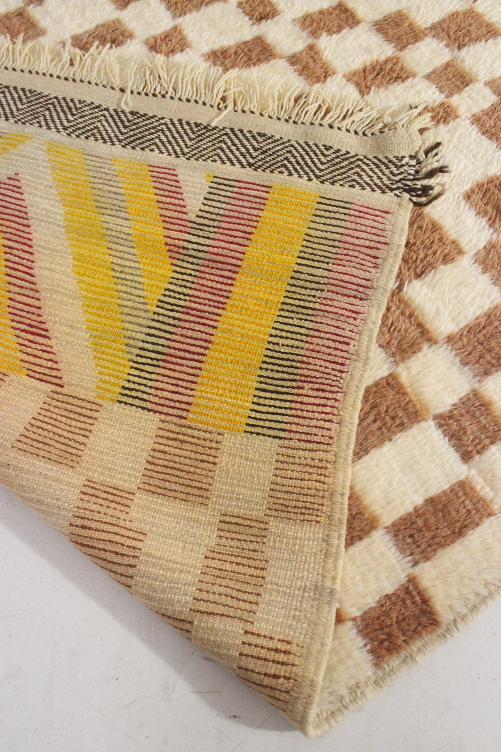 ON HOLD Contemporary area moroccan rug - checkered - Taznakht - 8.5x8.5feet / 260x260cm