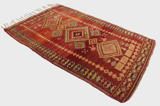 ON HOLD Vintage moroccan rug - red - Haouz - 4.4x6.9feet / 134x212cm