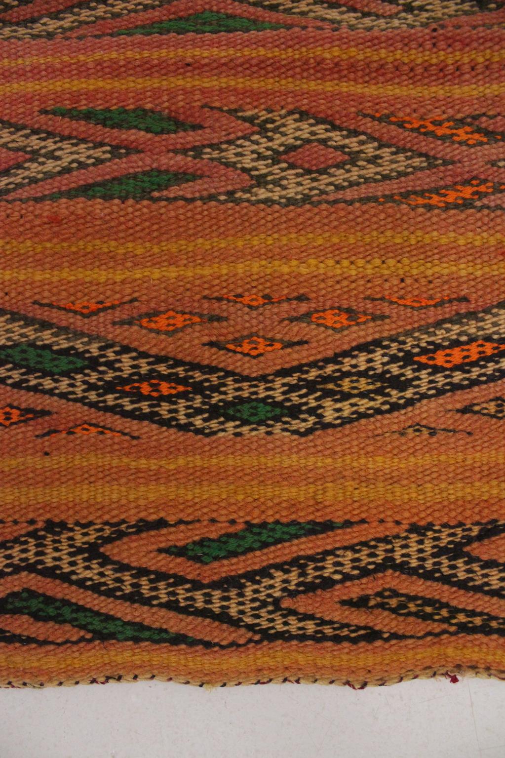 Vintage area moroccan rug - Flatweave Kilim - orange - 4.4x5.4feet / 134x165cm