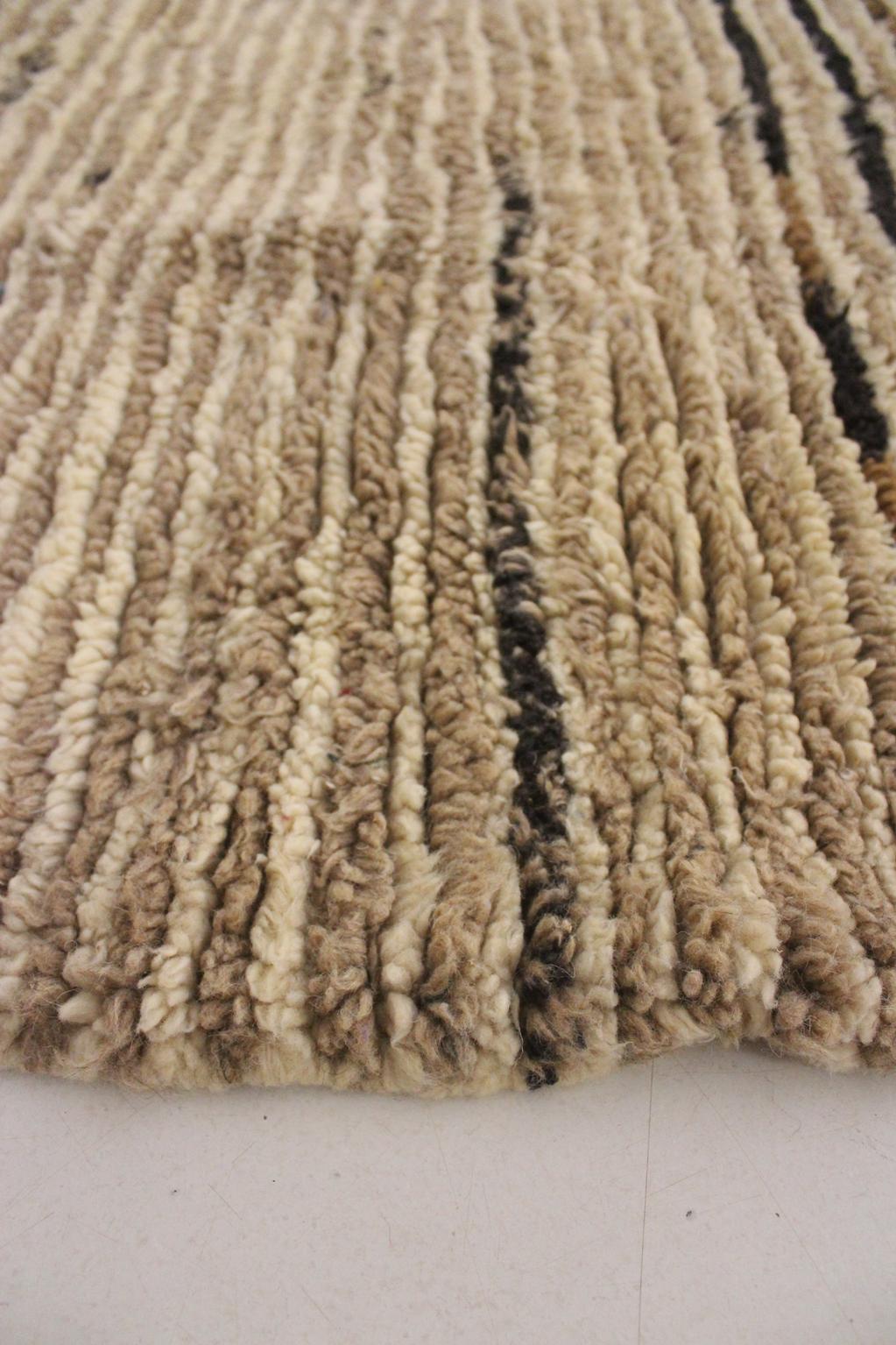 Vintage moroccan rug - Ourika - 4x5.7feet / 123x174cm