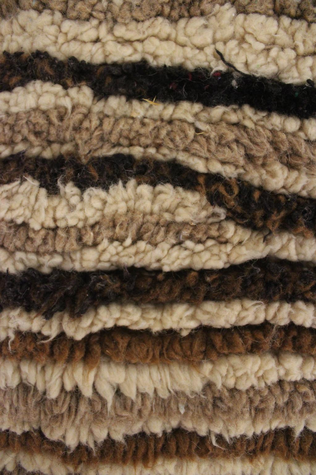 Vintage moroccan rug - Ourika - 4x5.7feet / 123x174cm