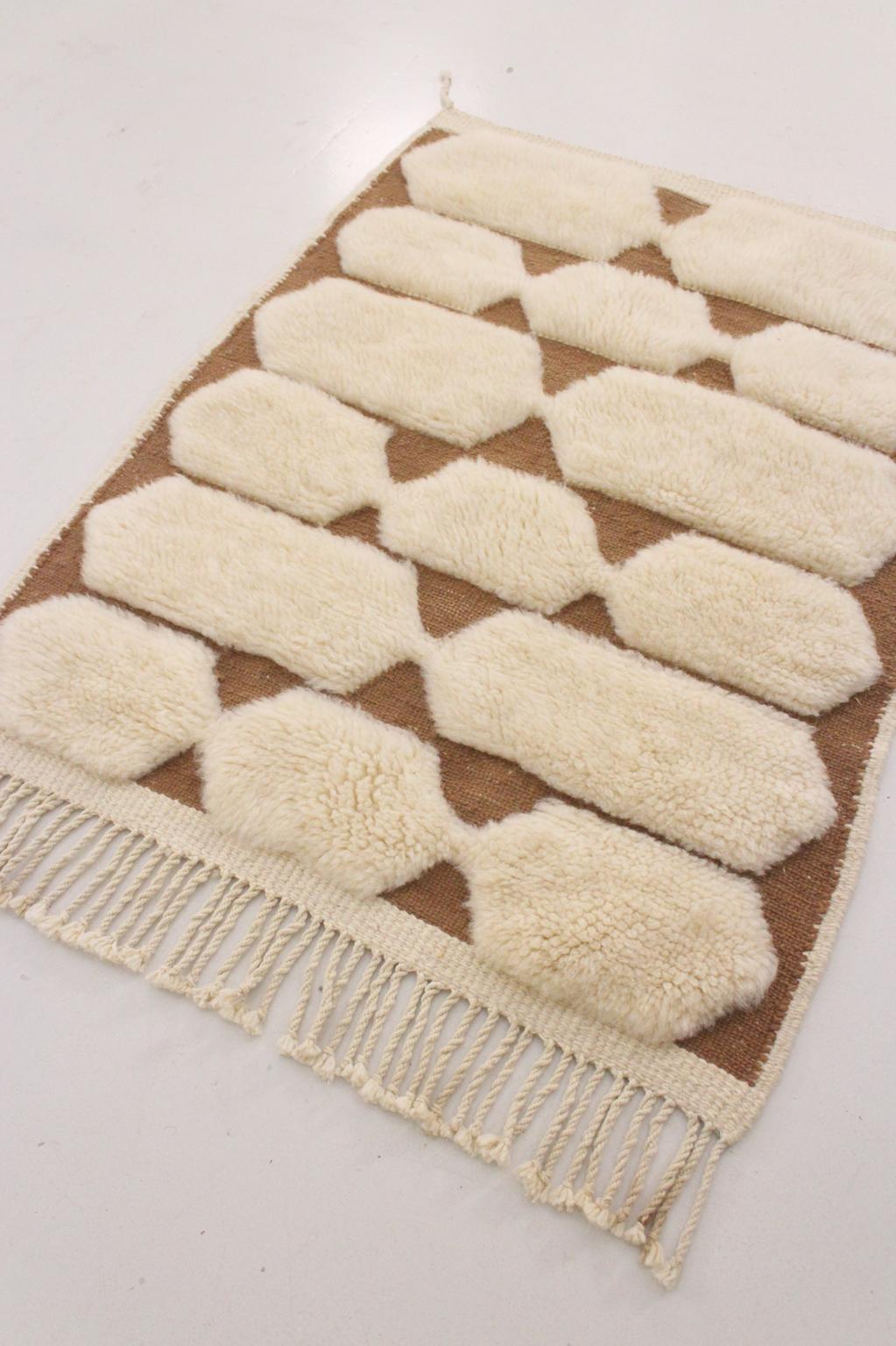 Contemporary accent moroccan rug - Mrirt - 3.1x4.1feet / 96x125cm