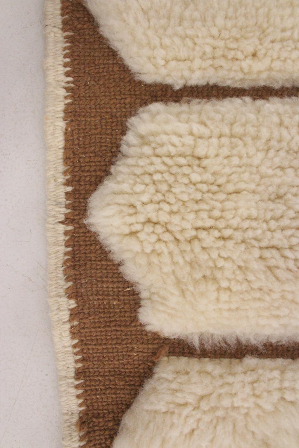 Contemporary accent moroccan rug - Mrirt - 3.1x4.1feet / 96x125cm