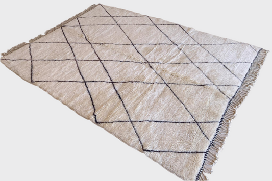 Contemporary area moroccan rug - cream - Mrirt - 7.4x9.8feet / 226x298cm