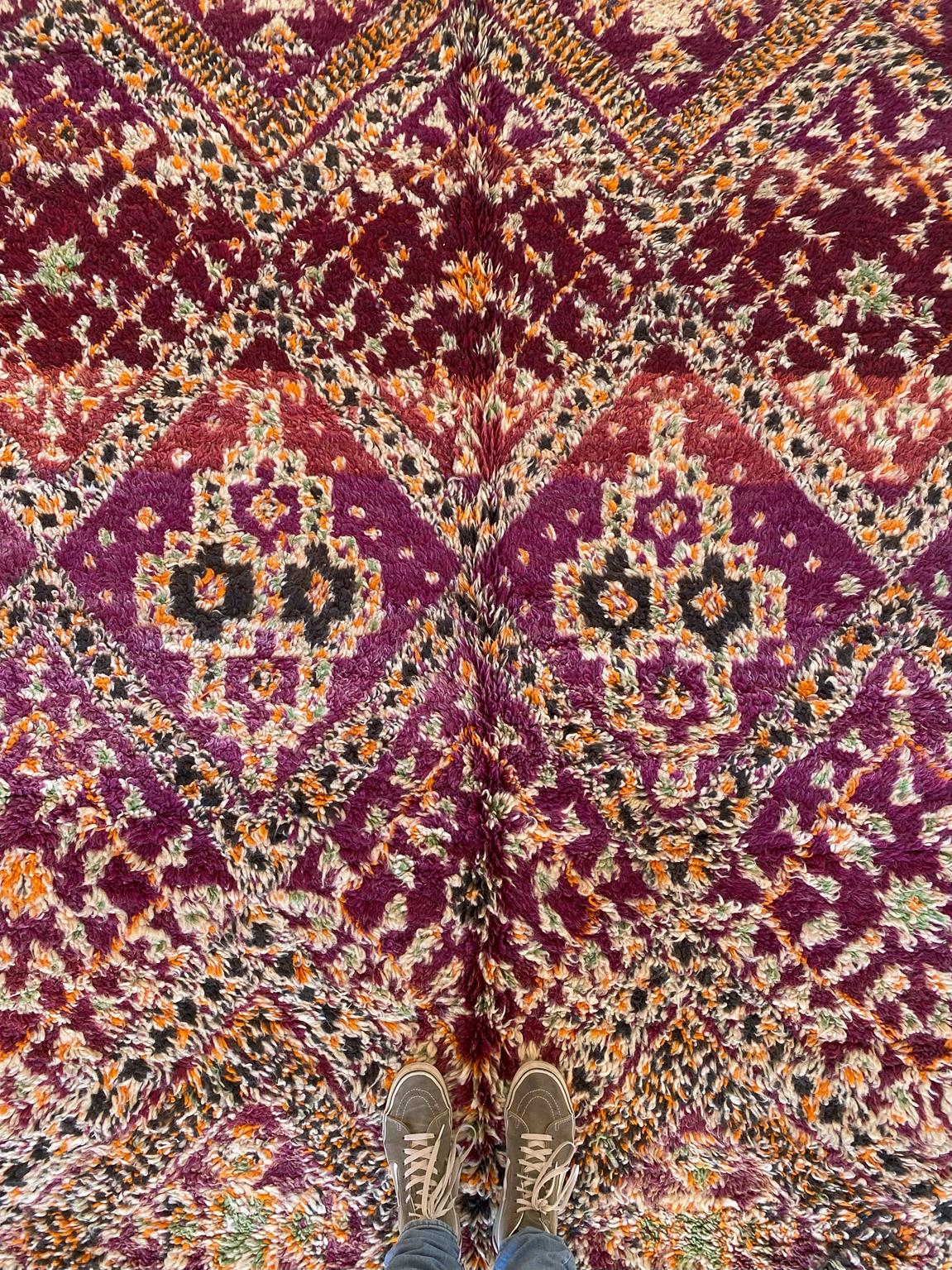 Vintage area moroccan rug - purple - Beni Mguild - 6.9x13feet / 210x398cm