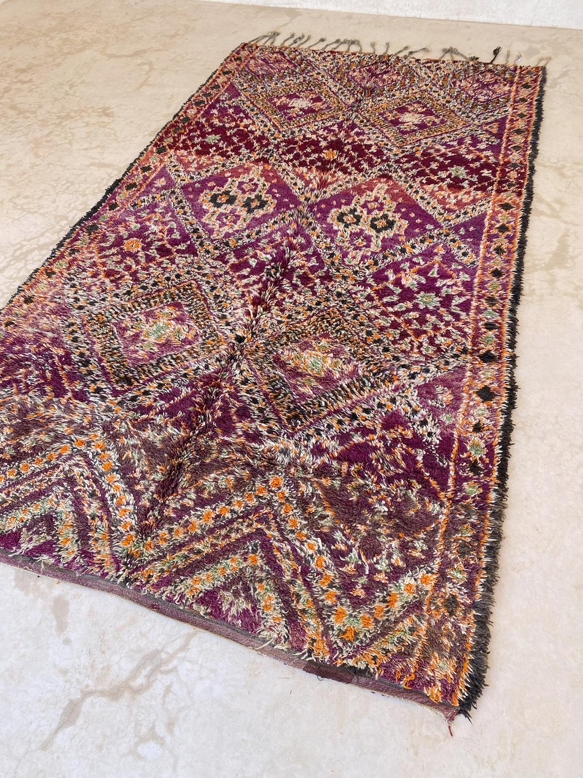 Vintage area moroccan rug - purple - Beni Mguild - 6.9x13feet / 210x398cm