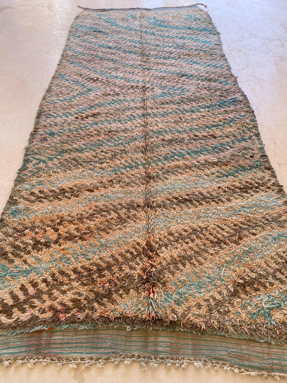 Vintage area moroccan rug - peach, turquoise - Talsint - 6.3x14.3feet / 193x436cm