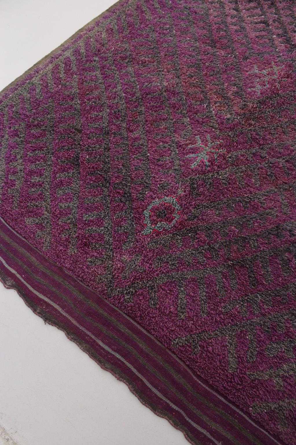 Vintage area moroccan rug - purple - Talsint - 6.5x14.5feet / 200x442cm