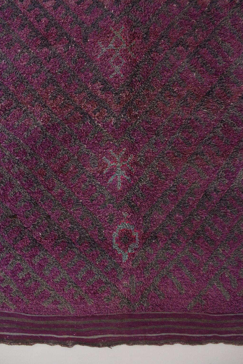 Vintage area moroccan rug - purple - Talsint - 6.5x14.5feet / 200x442cm