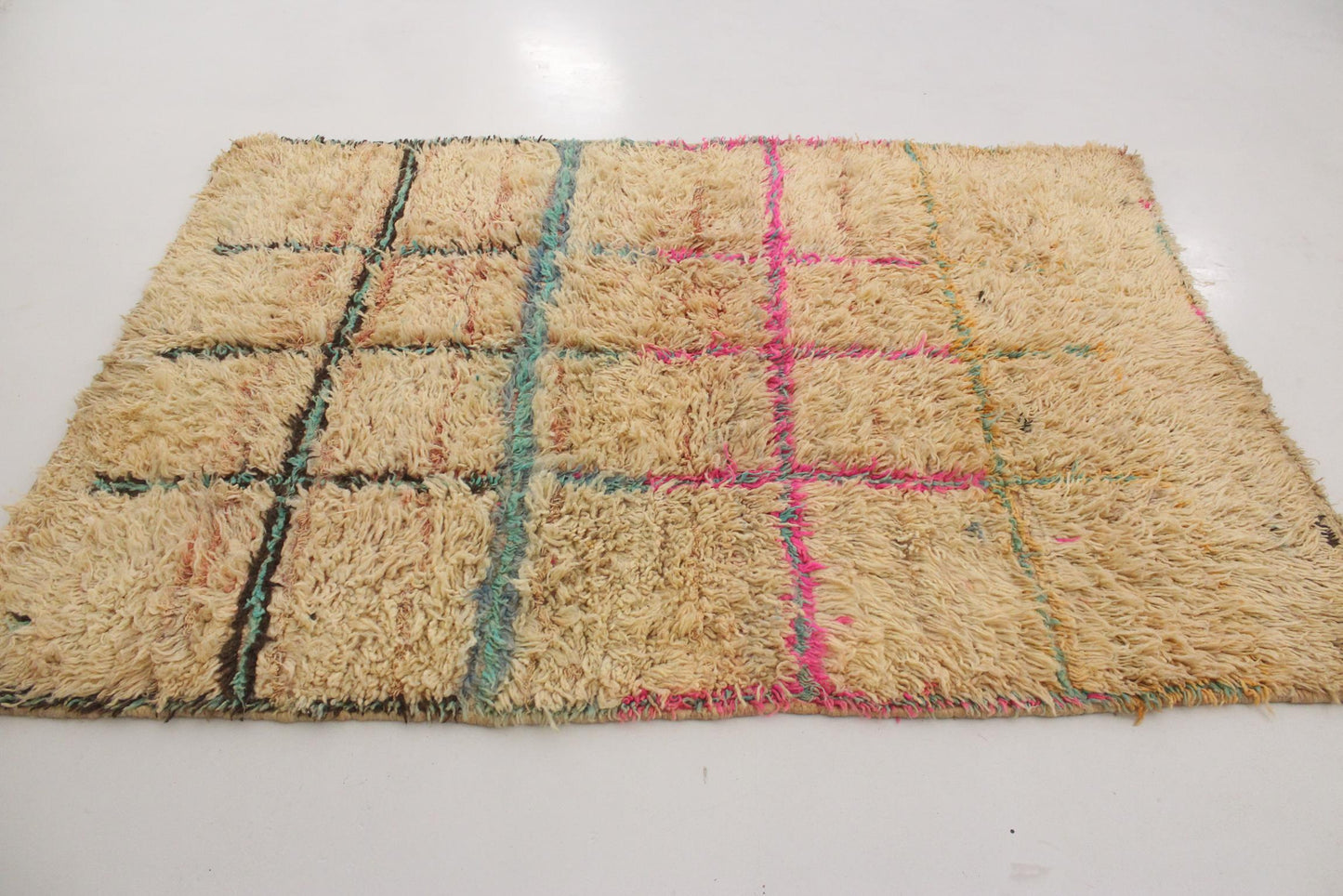 Vintage area moroccan rug - peach - Boujad - 5.9x7.8feet / 180x240cm