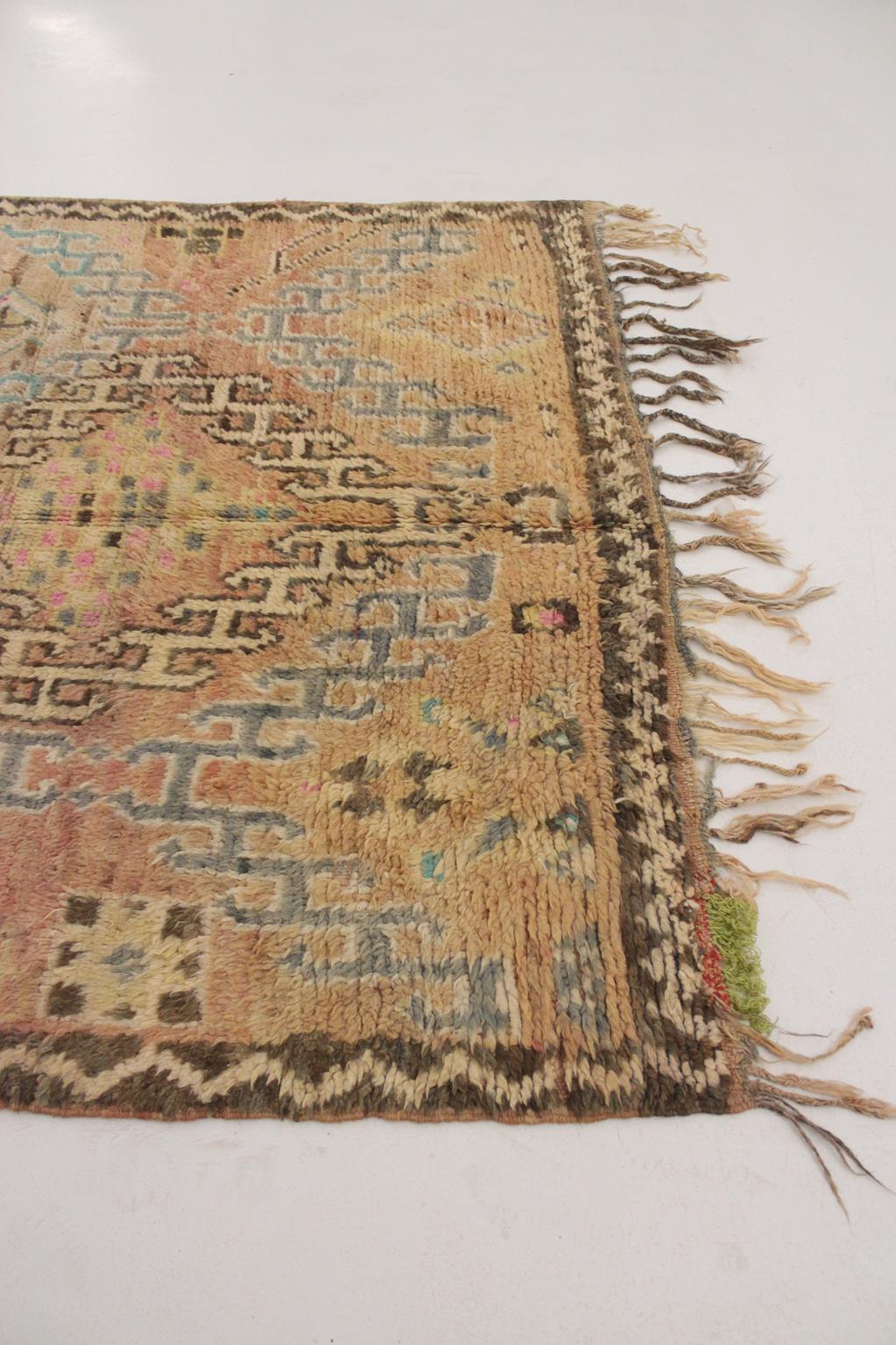 Vintage area moroccan rug - peach, turquoise - Boujad - 4.7-5.5x9.8feet / 145-169x301cm