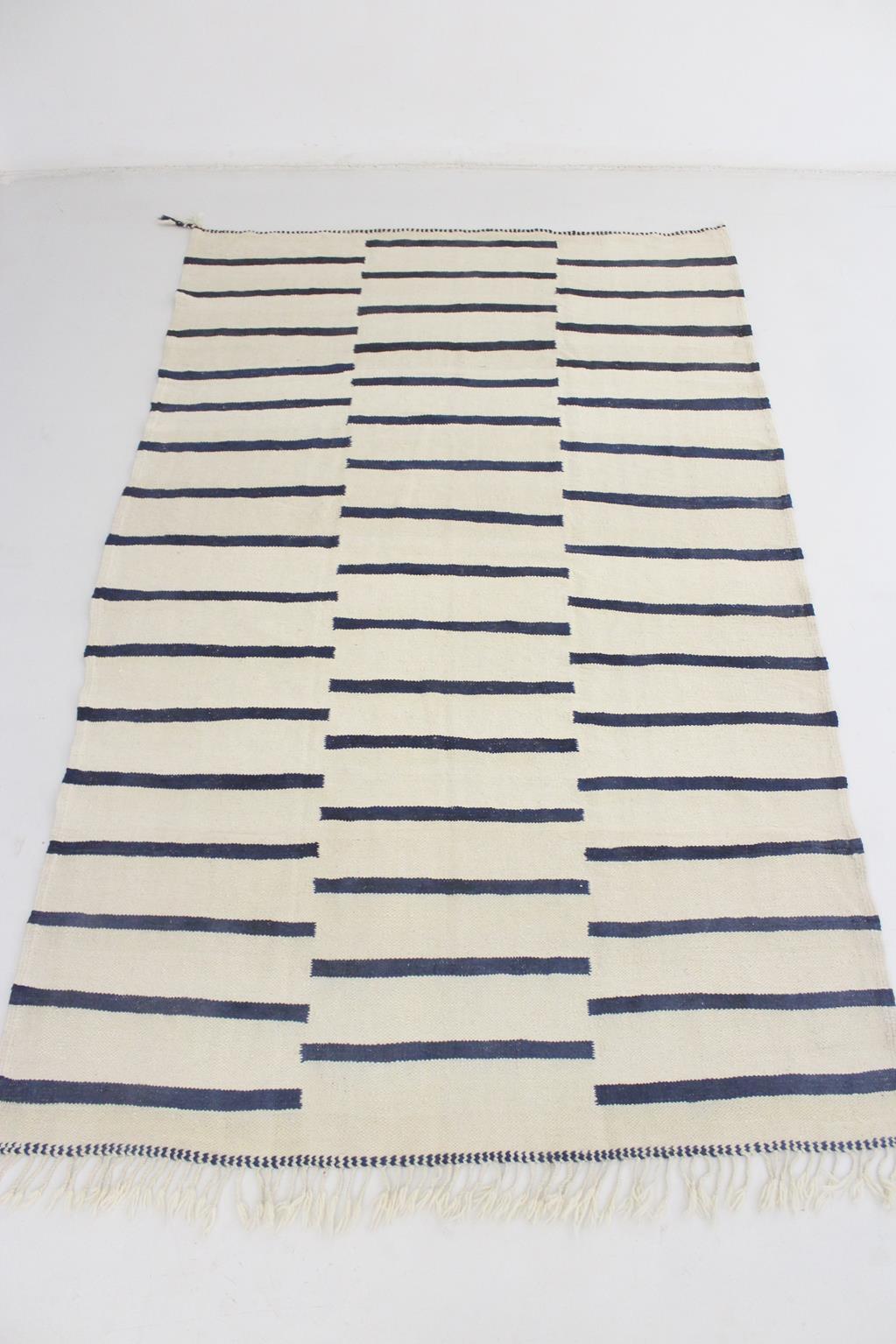 New area moroccan rug - cream, blue - Kilim Zanafi - 6.5x10.6feet / 200x323cm