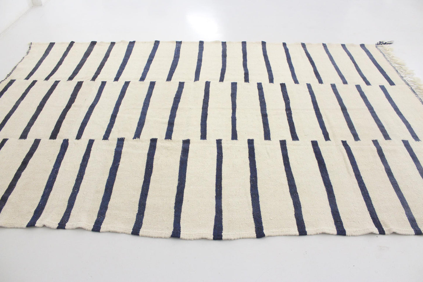 New area moroccan rug - cream, blue - Kilim Zanafi - 6.5x10.6feet / 200x323cm