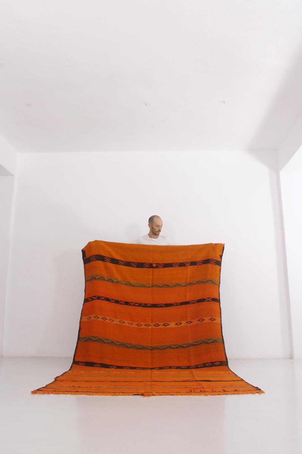 Berber blanket 5.4x10.5feet / 167x320cm